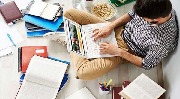 وزیر علوم درباره تمدید کنکور نظام قدیم پاسخ دهد